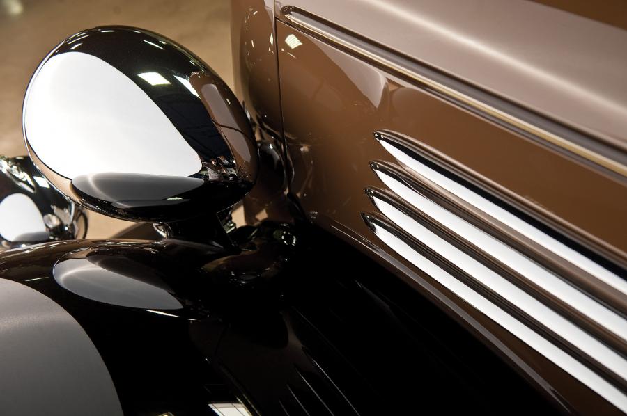  Buick Series 90 Club Sedan 1934 года  (фото 16 из 24)